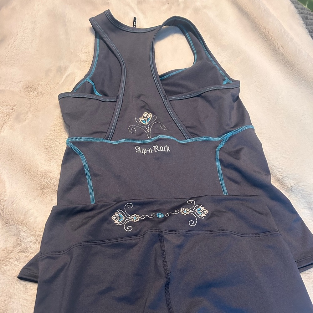 Alp~n~Rock yoga set